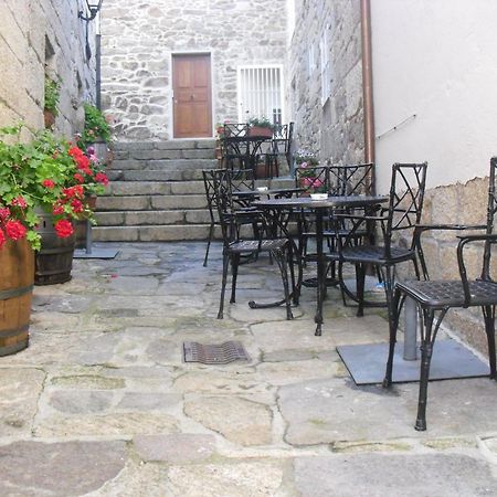 Hotel Pousada Vicente Risco Castro Caldelas Eksteriør billede