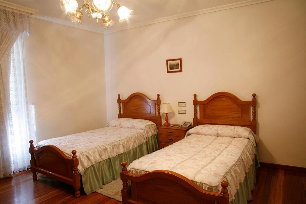 Hotel Pousada Vicente Risco Castro Caldelas Eksteriør billede