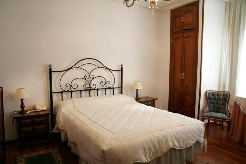 Hotel Pousada Vicente Risco Castro Caldelas Eksteriør billede