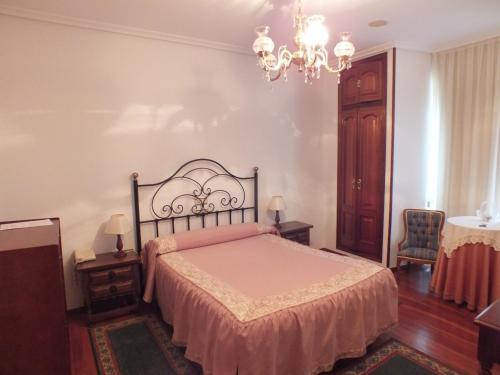 Hotel Pousada Vicente Risco Castro Caldelas Eksteriør billede